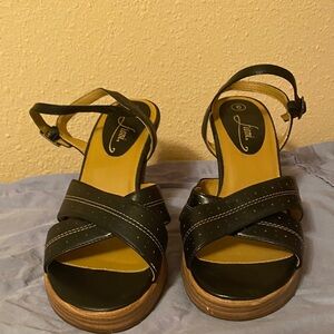 FIONI Black Strappy Sandals with Tan Sole